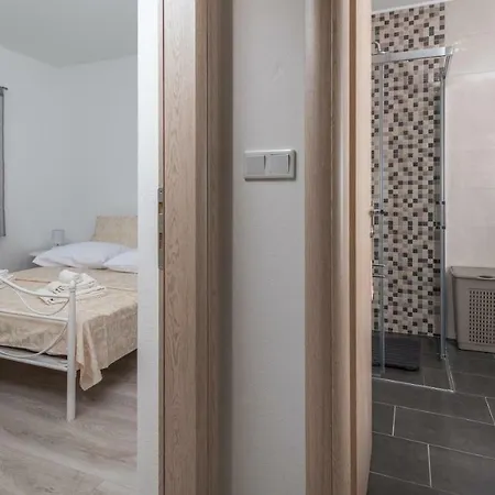 Apartment Matea Trogir Exterior photo